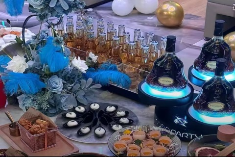 石河子附近大型夜场ktv招聘，如果你来帮助你走向成功​